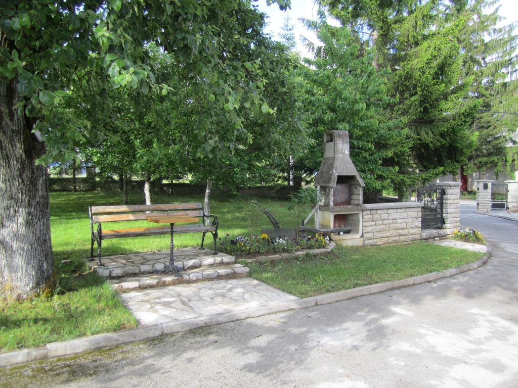 Guest House Sveti Marko Gacka Otocac Luaran gambar